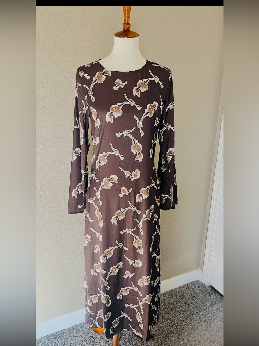NWT Petal & Pup brown dress 6